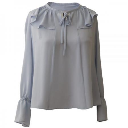 چگونه بلوز مناسب فرم بدنم انتخاب کنم؟