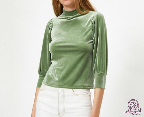 چند ویژگی تیشرت مخملی زنانه